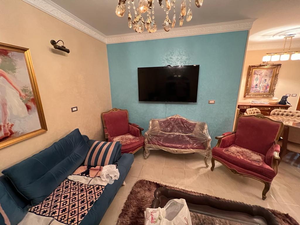 شقة في مدينتي 178 م2 للإيجار مفروش على حديقة 40,000 ج 